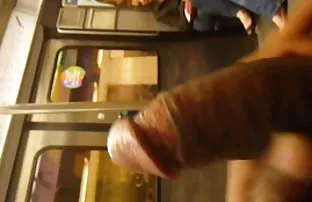 XXX Một giáo viên trên bàn