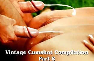 XXX Hai tinh trùng từ các thành viên mà nhô ra từ tường