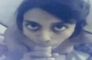 XXX Cô gái nga làm massage cho con trai, và sau đó đưa cho ông