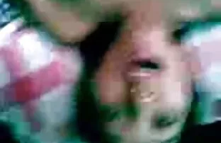 XXX Tiêu đã phá vỡ bát và đã cắn bóng của mình dâm