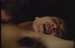 XXX Bán bướm của bạn gái của mình với người bạn của mình
