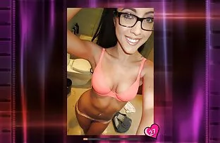 XXX Nữ bán được hai kẻ miệng và nuốt