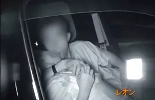 XXX Hai đam mê thủ dâm trên ghế da