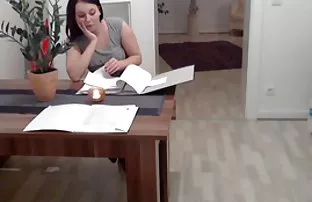 XXX Tình đưa vào những quả trứng